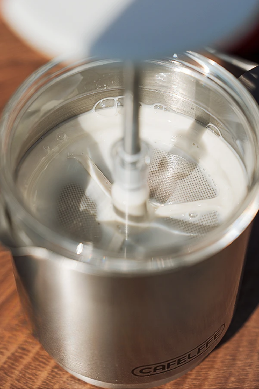 Machine à Café Portable 3-en-1 – Compatible Capsules Nespresso® & Café Moulu – Avec Mousseur Manuel